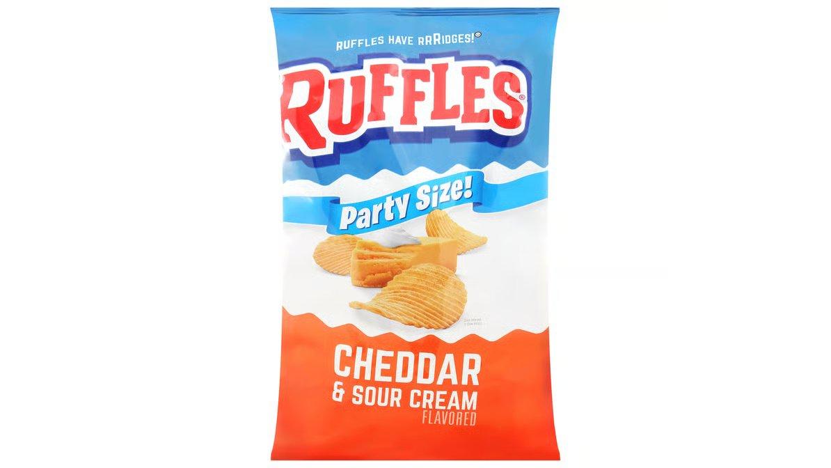 Ruffles Potato Chips Cheddar & Sour Cream (12.5 oz)