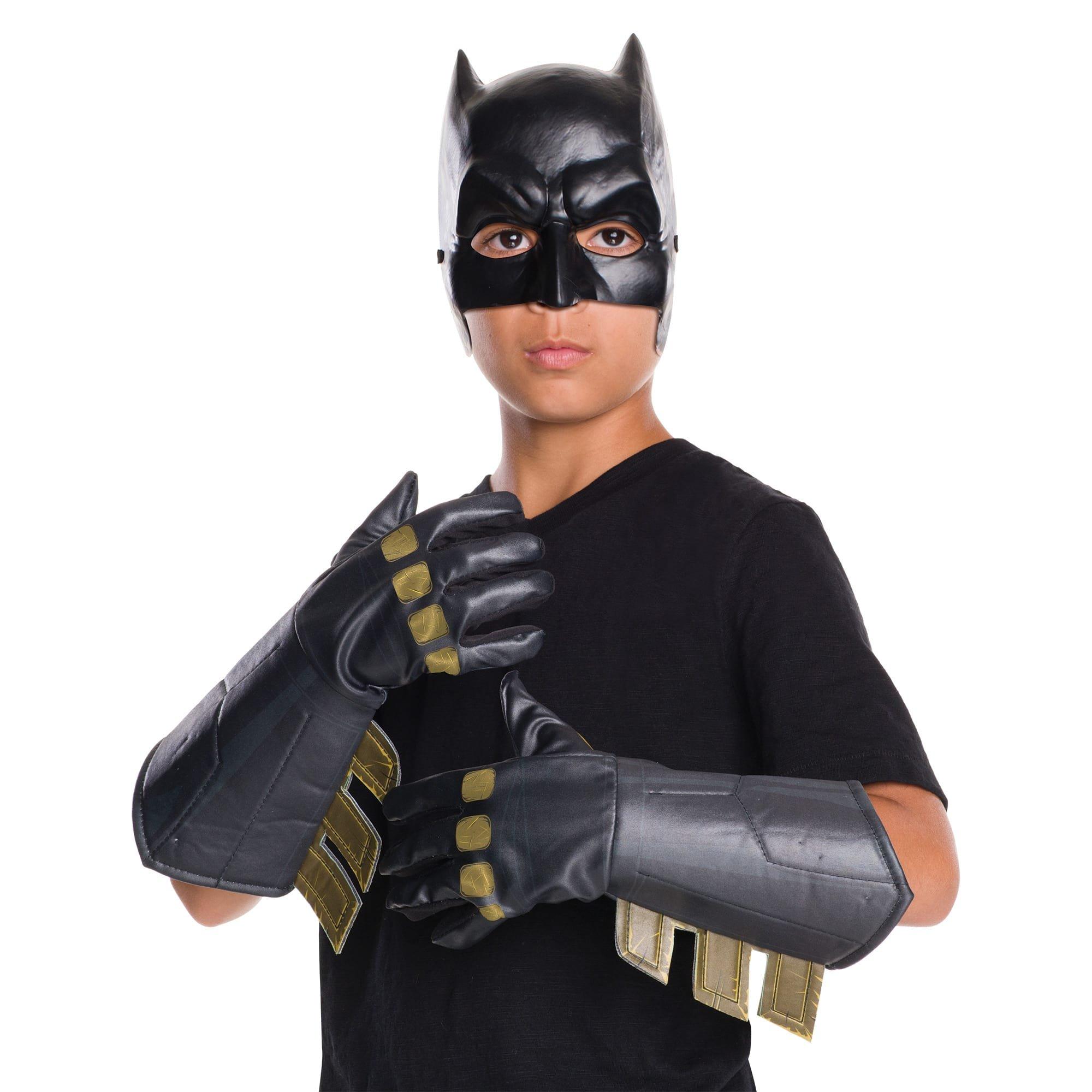 Child Batman Gauntlets - Batman v Superman: Dawn of Justice
